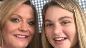 Kitty Dunlap's Instagram, Twitter & Facebook