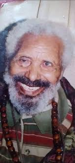 ኩክ_የለሽ_ማርያም_ገዳም -በደብረ-ብርሃን ዙሪያ በስተሰሜን ምስራቅ በ5 ኪ.ሜ ርቀት ላይ ሣርያ ቅዱስ ሚካኤል  ቤተክርስቲያን ይገኛል። በዚህ ታላቅ ደብር ስር ኩክ የለሽ ማርያም ገዳም ትገኛለች። ይህንን ገዳም የመሰረቱት አባ ...