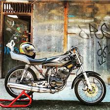 Yamaha mx king 150 2016 bagus mulus sudah modifikasi tampilan road. 2 896 Likes 6 Comments Rx King Enthusiast Bandung Rajabandung On Instagram Repost Jughony Kesangaran Yg Hqq Rxkin Kendaraan Motor Motor Modifikasi