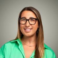 Mackenzie Bialek's Instagram, Twitter & Facebook