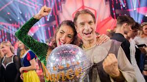 Excellent teachers with bfa and ba in dance. Let S Dance In 2019 Rtl Live Tv And Live Stream All Broadcast Dates At A Glance Law Crime News
