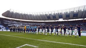 June 6, 2015 juventus and barcelona fans can't wait to get in the stadium. Recommendation Of The Day The 2015 Champions League Final