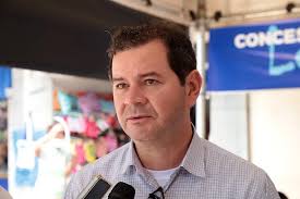 Mais de mil empreendedores terão espaços públicos regularizados em Rio  Branco