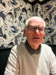 68 years ago Tommy Steele was late performing at the adelthia cinema in  Slough Berkshire. He pulled up and handed the keys to his green e type for  me to look after.