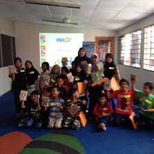 The visit to sekolah bimbingan jalinan kasih was part of one championship and global citizen's groundbreaking joint efforts to eradicate extreme poverty in the world by 2030. Sekolah Bimbingan Jalinan Kasih Letzhop Sesame Street English Damansara
