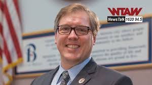 Andrew Nelson's Instagram, Twitter & Facebook