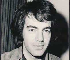 Neil Diamond,Barry Manilow or John Denver??