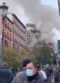 La explosión se ha producido en el número 98 de la calle toledo. X Pq1aiqp 47um