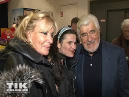 We did not find results for: Mario Adorf Mit Frau Und Tochter Tikonline De