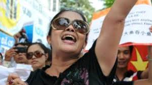 Người biểu tình Bùi Hằng bị đưa vào trại