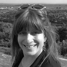 Phyllis Hecht's Instagram, Twitter & Facebook