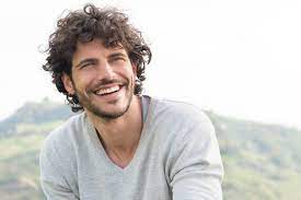 20 Coupes Pour Hommes Aux Cheveux Boucles