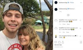 Luke Hemmings (5SOS member) family in detail: parents and brothers