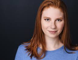 Emily Cobb's Instagram, Twitter & Facebook