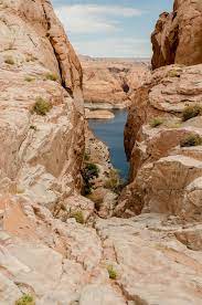 Hole In The Rock 2 Lake Powell Lake Powell Utah Picture Places