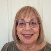 Laura Riedel's Instagram, Twitter & Facebook