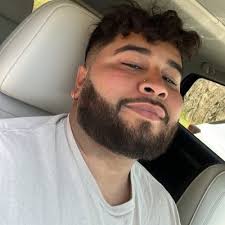 Aaron Levesque (@aaron_levesque)