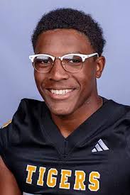 Kameron Graham's Instagram, Twitter & Facebook