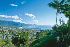 The university of california at santa barbara, about 10 miles north, brings a college town element without dominating town life. Santa Barbara A Nice Place To Live 2500x1666 Download Hd Wallpaper Wallpapertip