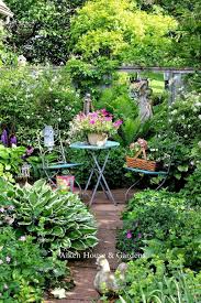 Beautiful Small Cottage Garden Design Ideas 250 Goodsgn Lush Garden Country Garden Decor Cottage Garden