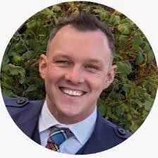 Andrew Henman's Instagram, Twitter & Facebook