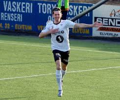 Layouni was born in sweden. Elverum Fotball Fotballhedmark Amor Skjot Seg Inn I Hjertet Pa Elverum Fansen