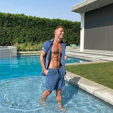 Colton Haynes hot – The Male Fappening