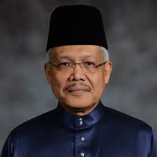 Dato' seri hamzah bin zainudin (jawi: Hamzah Zainudin Stabil Di Ppum Jalani Rawatan Covid 19 Utusantv