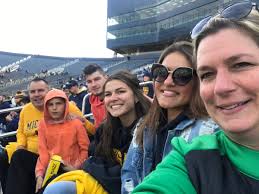 Amy Mangen (@AmyMangen)