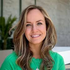 Stream episode How Service Design and AI Can Fix the Frontlines with Bethany  Brown by The Rosenfeld Review Podcast (Rosenfeld Media) podcast