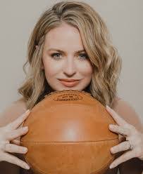 Ray Arechiga's Instagram, Twitter & Facebook