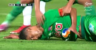 أكد بدر بانون مدافع النادي الأهلي، أن جميع لاعبي الفريق لديهم الرغبة في تحقيق نتيجة إيجابية أمام الدحيل في افتتاحية مشوار الفريق بكأس العالم للاندية المقرر في الدوحة خلال. Ù…Ù†Ø§ÙØ³ Ø§Ù„Ø²Ù…Ø§Ù„Ùƒ Ø§Ù„Ø±Ø¬Ø§Ø¡ ÙŠØ·Ù…Ø¦Ù† Ø§Ù„Ø¬Ù…Ø§Ù‡ÙŠØ± Ø¹Ù„Ù‰ Ù…Ø¯Ø§ÙØ¹Ù‡ Ø¨Ø¹Ø¯ Ø§Ù„Ø¥ØµØ§Ø¨Ø© Ø§Ù„Ù‚ÙˆÙŠØ© Ø¨ÙˆØ§Ø¨Ø© Ø§Ù„Ø´Ø±ÙˆÙ‚ Ù†Ø³Ø®Ø© Ø§Ù„Ù…ÙˆØ¨Ø§ÙŠÙ„