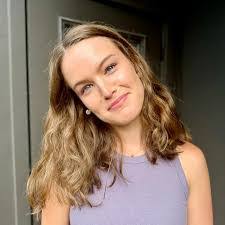 Josette Harris's Instagram, Twitter & Facebook