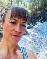 Amanda Stein's Instagram, Twitter & Facebook