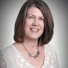 Vikki Gore's Instagram, Twitter & Facebook