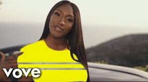 Aya Nakamura Ho Macron Parodie Gilets Jaune Gilet Jaune Parodie Gilet