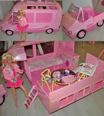 Jouets Populaires Pour Les Filles Nees Dans Les Annees 80 Special Barbie Marginale Et Heureuse Barbie 90er Kindheit Spielzeug 90er Kindheit