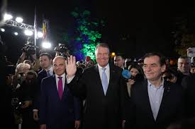 Y mucho anti cine también. Alegeri PrezidenÈ›iale 2019 Klaus Iohannis A AnunÈ›at MarÈ›i O Dezbatere AlÄƒturi De Politologi Formatori De Opinie È™i Jurnalisti Universul Net