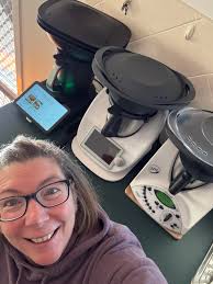 What recipes can I make with gooseberries using tm6?