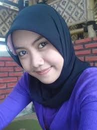 Foto animasi cewek2 cantik lucu berhijab posting artikel terbaru mengenai gambar kartun cewek cantik berjilbab gambar kartun gadis cantik berhijab dapat menjadi referensi bagi pengunjung blog gambar zoom untuk update dp bbm agar tampil beda pp facebook whatsapp atau line gambar animasi bergerak dapat pula dijadikan profile sobat sehingga kelihatan lebih keren dan cool. Cerita Unik Lucu Menarik Foto Cewek Cantik Berjilbab Berkerudung Hijab Cantik Bandungone Kerudung Hijab Fotografi