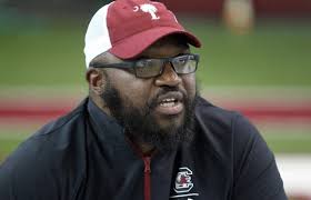 South Carolina football losing defensive assistant coach to LSU, reports say