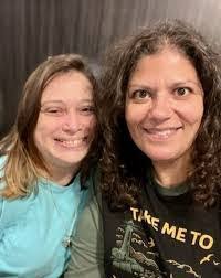 Kelly Spina's Instagram, Twitter & Facebook