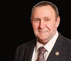 Jim Staples's Instagram, Twitter & Facebook