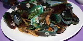 Kerang kupang merupakan jenis kerang laut yang sudah lama dikenal terutama oleh masyarakat jawa timur. 7 Jenis Kerang Laut Yang Wajib Diketahui Punya Banyak Nutrisi Merdeka Com