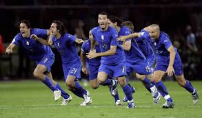 Nonostante la crescita delle pay tv sono ancora molti i programmi tv in chiaro a cui gli italiani. Italia Turchia Stasera Dove Vedere In Chiaro La Partita
