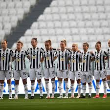 Which brings elite soccer development to the greater boston area. Juventus Turin Entschuldigt Sich Fur Rassistisches Foto Auf Twitter Stern De