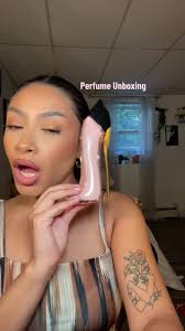 MY NEW FAVVV #goodgirlblush im obsessed with her & PLEASEE THE PINK  SHOEEE🩷🩷😍😍😍 #frangrancetok #perfume #unboxing #frgrancereview  #carolinaherrera #summerscent