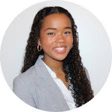 Chanel Palmer's Instagram, Twitter & Facebook