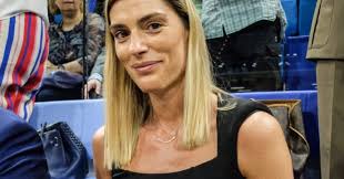 Francesca piccinini is a female volleyball player who has represented italy four times at the summer olympics. Francesca Piccinini Basta Smetto Lascio La Pallavolo A 42 Anni Rifarei Tutto Anche Playboy Bellissime Foto E Bellissimo Ricordo Il Fatto Quotidiano