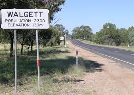 The bore baths proved extremely popular from the start, particularly in the evening. Walgett New South Wales Odyssey Traveller